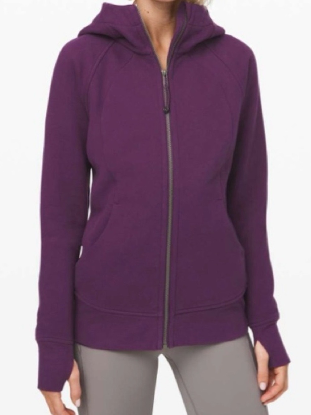 Lululemon Scuba Hoodie *Light Cotton Fleece
Galactic Grape Size 6